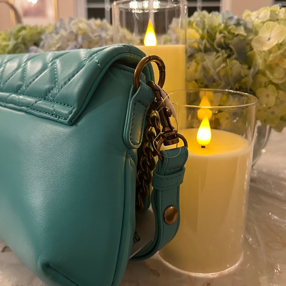 Kurt Geiger London ~ Long Kensington Quilted Leather Shoulder Bag - Picture 4 of 5